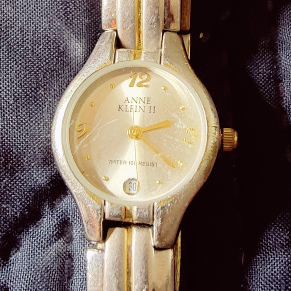 Anne Klein watch - Picture 2 of 6